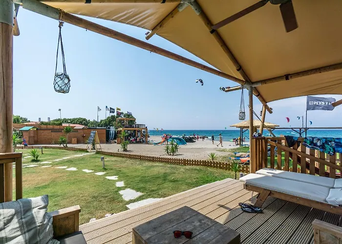 Logos Beach Village